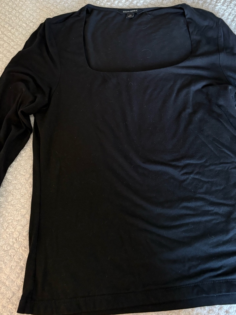 Banana Republic Black Square-Neck Long Sleeve Top w scoop neck
